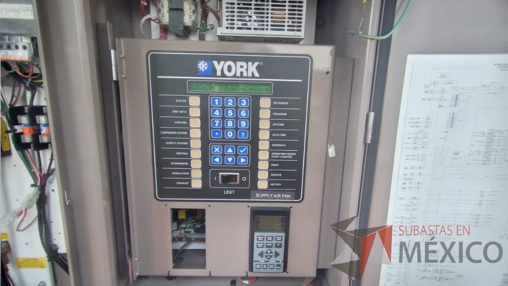Lote 001 - Aire acondicionado YORK, Modelo: YPAL050CFC46BBDX, 50 TR, con 4 ventiladores. - Imagen 79