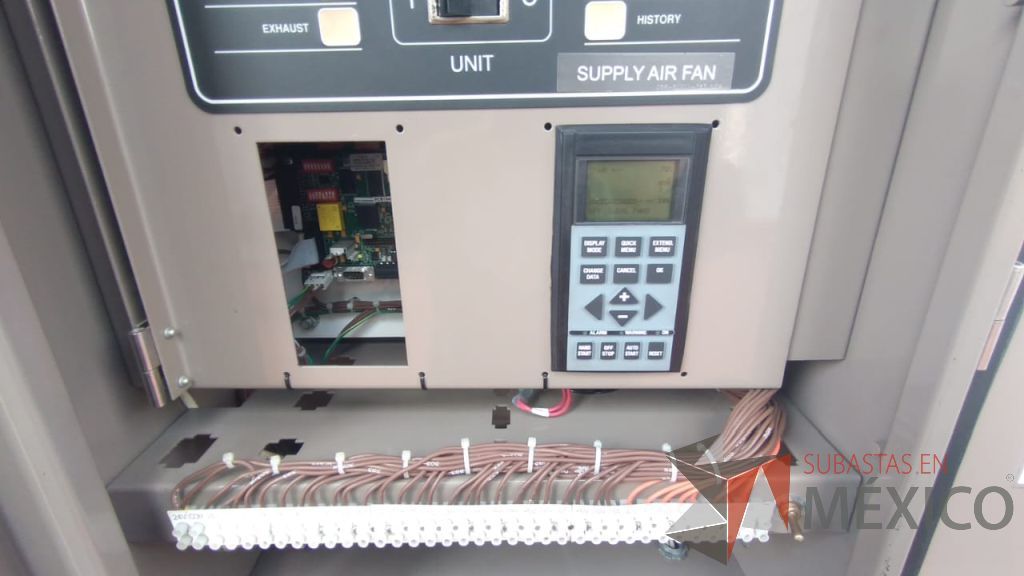 Lote 001 - Aire acondicionado YORK, Modelo: YPAL050CFC46BBDX, 50 TR, con 4 ventiladores. - Imagen 80