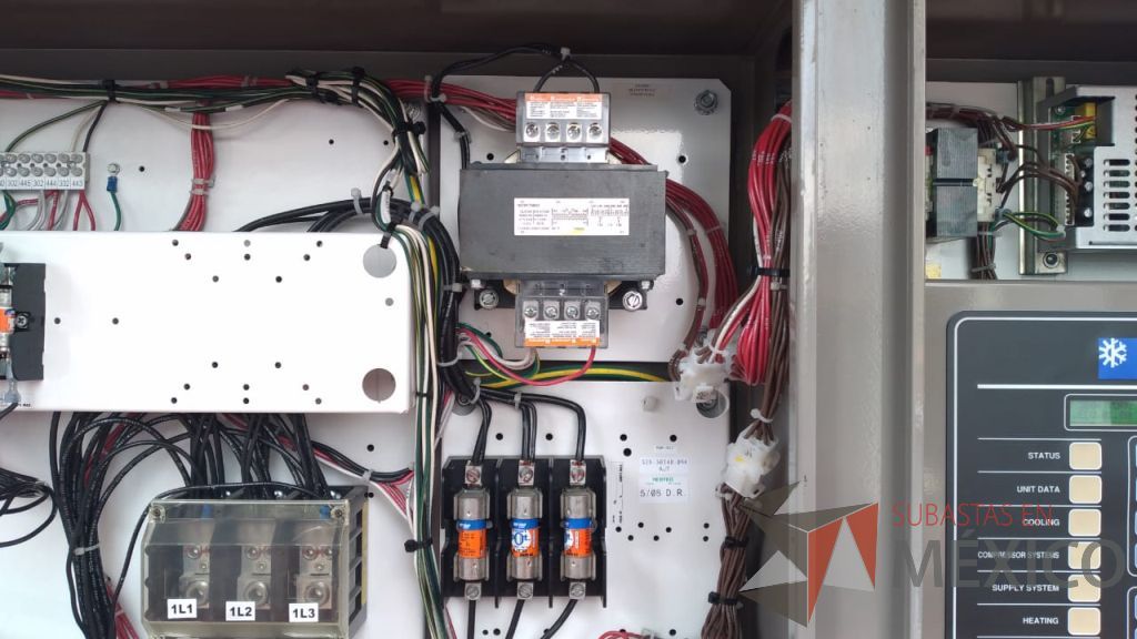 Lote 001 - Aire acondicionado YORK, Modelo: YPAL050CFC46BBDX, 50 TR, con 4 ventiladores. - Imagen 114