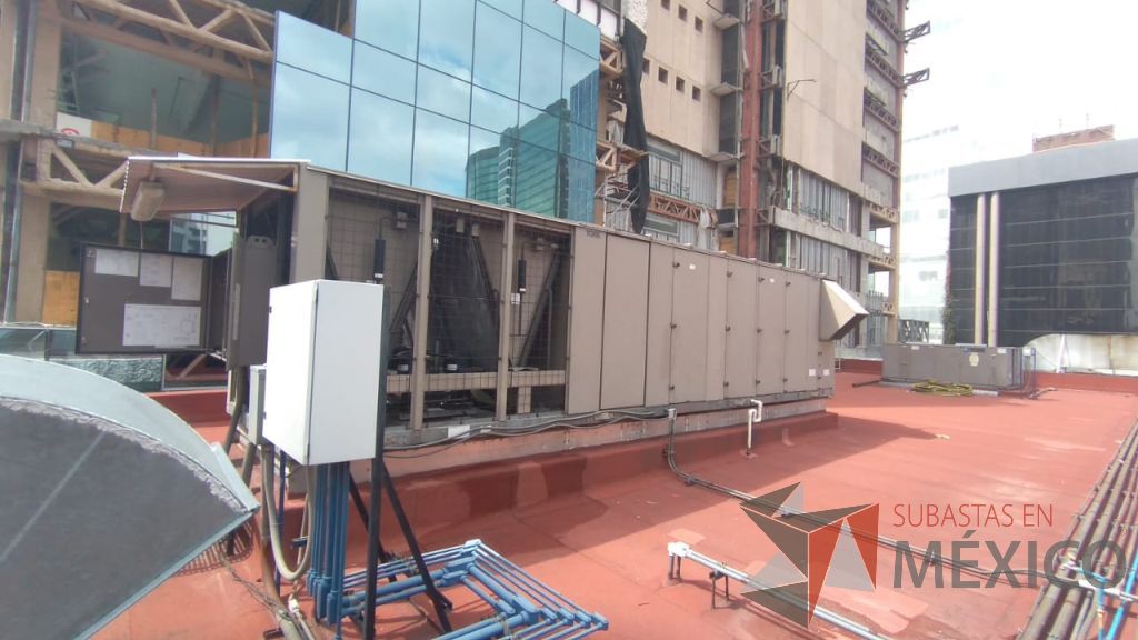Lote 002 - Aire acondicionado YORK, Modelo: YPAL050CFC46BBDX, 50 TR, con 4 ventiladores. - Imagen 6