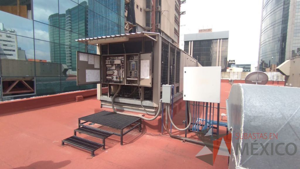 Lote 002 - Aire acondicionado YORK, Modelo: YPAL050CFC46BBDX, 50 TR, con 4 ventiladores. - Imagen 7