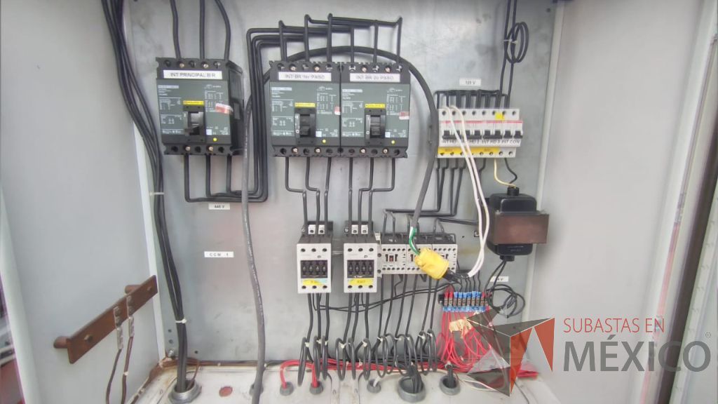 Lote 002 - Aire acondicionado YORK, Modelo: YPAL050CFC46BBDX, 50 TR, con 4 ventiladores. - Imagen 58