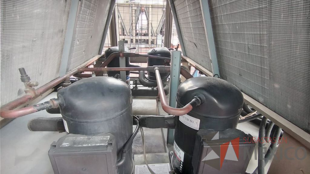 Lote 002 - Aire acondicionado YORK, Modelo: YPAL050CFC46BBDX, 50 TR, con 4 ventiladores. - Imagen 66