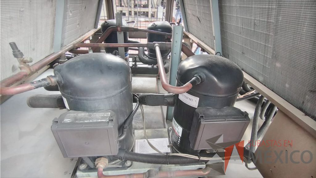 Lote 002 - Aire acondicionado YORK, Modelo: YPAL050CFC46BBDX, 50 TR, con 4 ventiladores. - Imagen 69