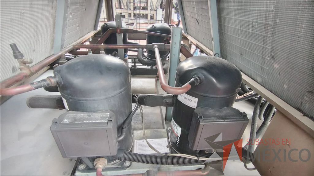 Lote 002 - Aire acondicionado YORK, Modelo: YPAL050CFC46BBDX, 50 TR, con 4 ventiladores. - Imagen 70