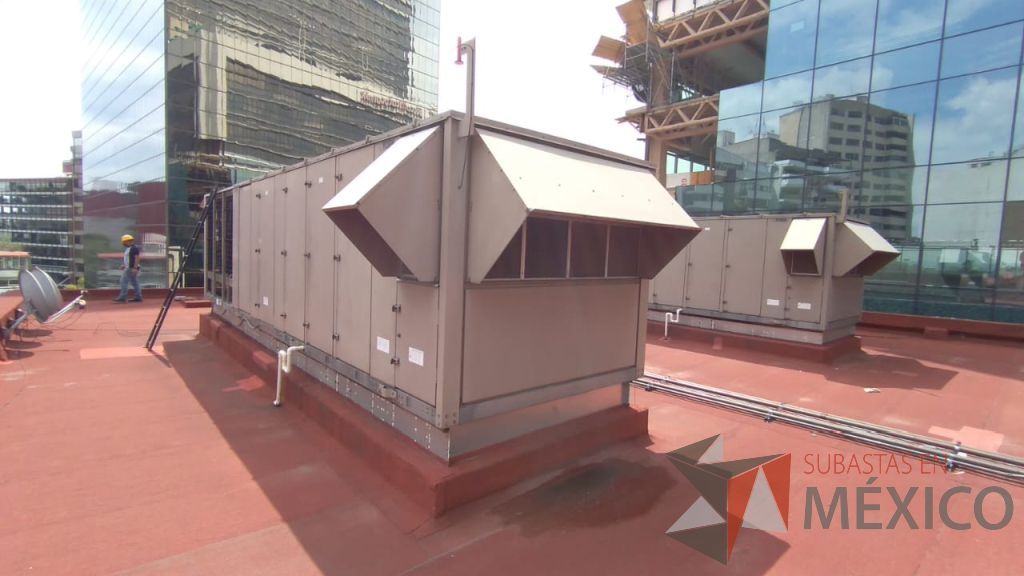 Lote 001 - Aire acondicionado YORK, Modelo: YPAL050CFC46BBDX, 50 TR, con 4 ventiladores. - Imagen 132