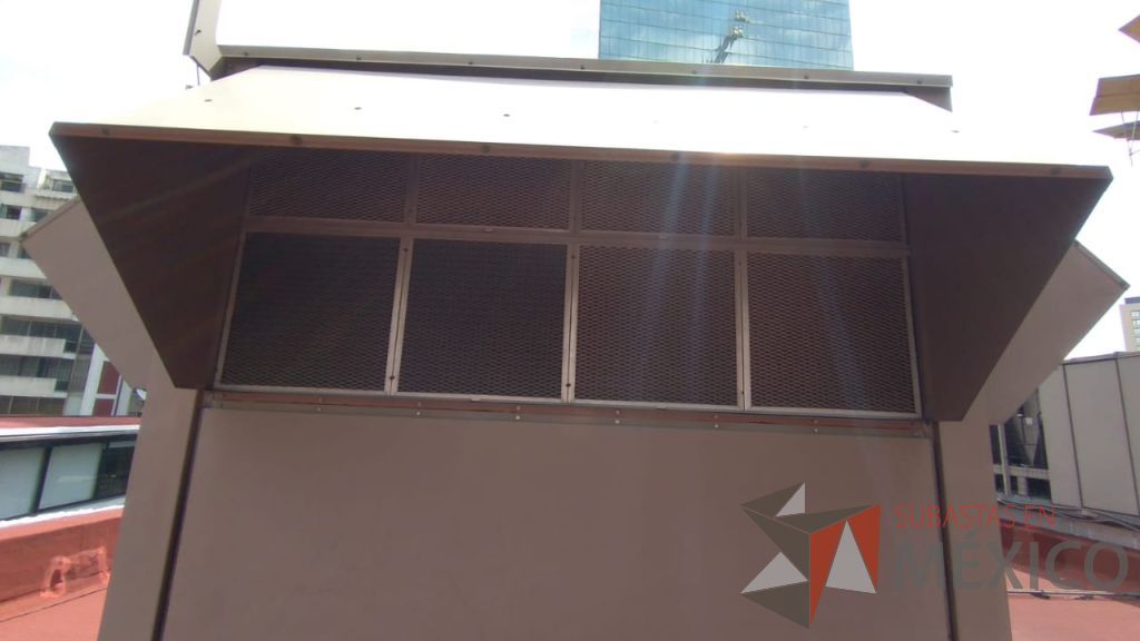 Lote 002 - Aire acondicionado YORK, Modelo: YPAL050CFC46BBDX, 50 TR, con 4 ventiladores. - Imagen 77