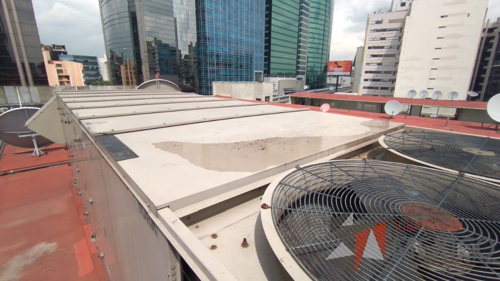 Lote 002 - Aire acondicionado YORK, Modelo: YPAL050CFC46BBDX, 50 TR, con 4 ventiladores. - Imagen 82