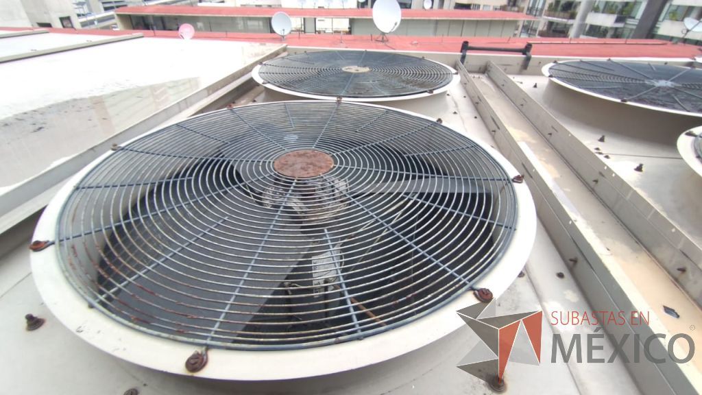Lote 001 - Aire acondicionado YORK, Modelo: YPAL050CFC46BBDX, 50 TR, con 4 ventiladores. - Imagen 149