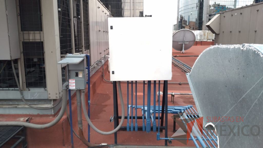 Lote 002 - Aire acondicionado YORK, Modelo: YPAL050CFC46BBDX, 50 TR, con 4 ventiladores. - Imagen 101