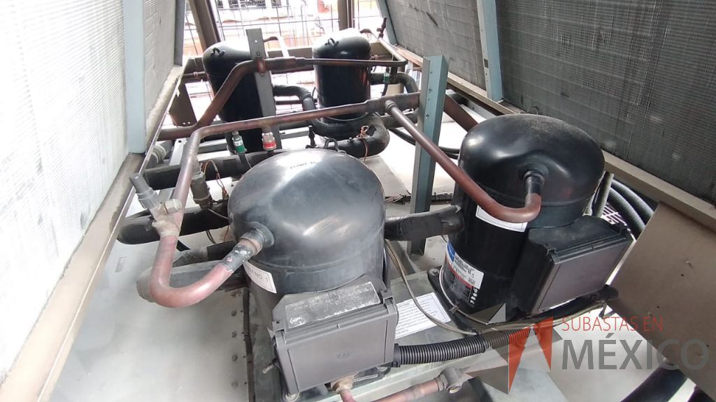 Lote 001 - Aire acondicionado YORK, Modelo: YPAL050CFC46BBDX, 50 TR, con 4 ventiladores. - Imagen 165
