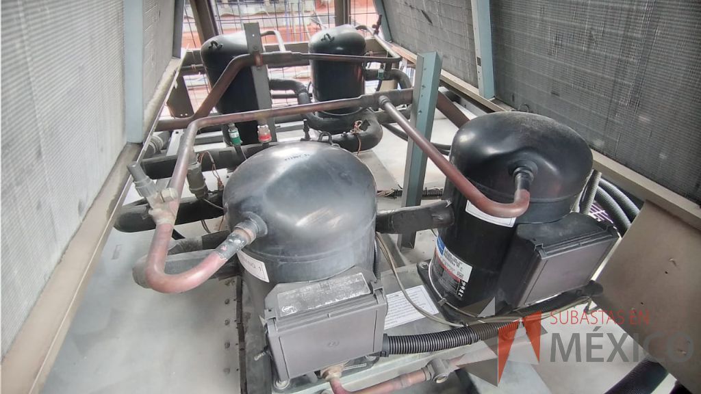 Lote 001 - Aire acondicionado YORK, Modelo: YPAL050CFC46BBDX, 50 TR, con 4 ventiladores. - Imagen 167