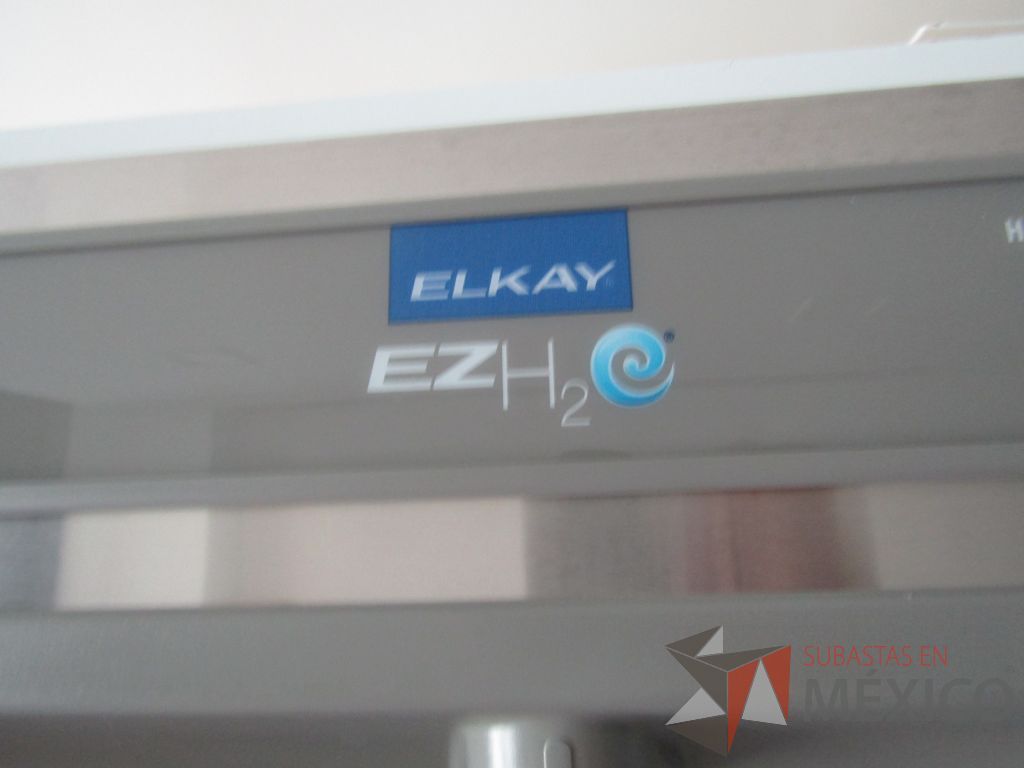 Lote 165 - Estación de llenado de botellas eléctrico ELKAY EZH2O - Imagen 6