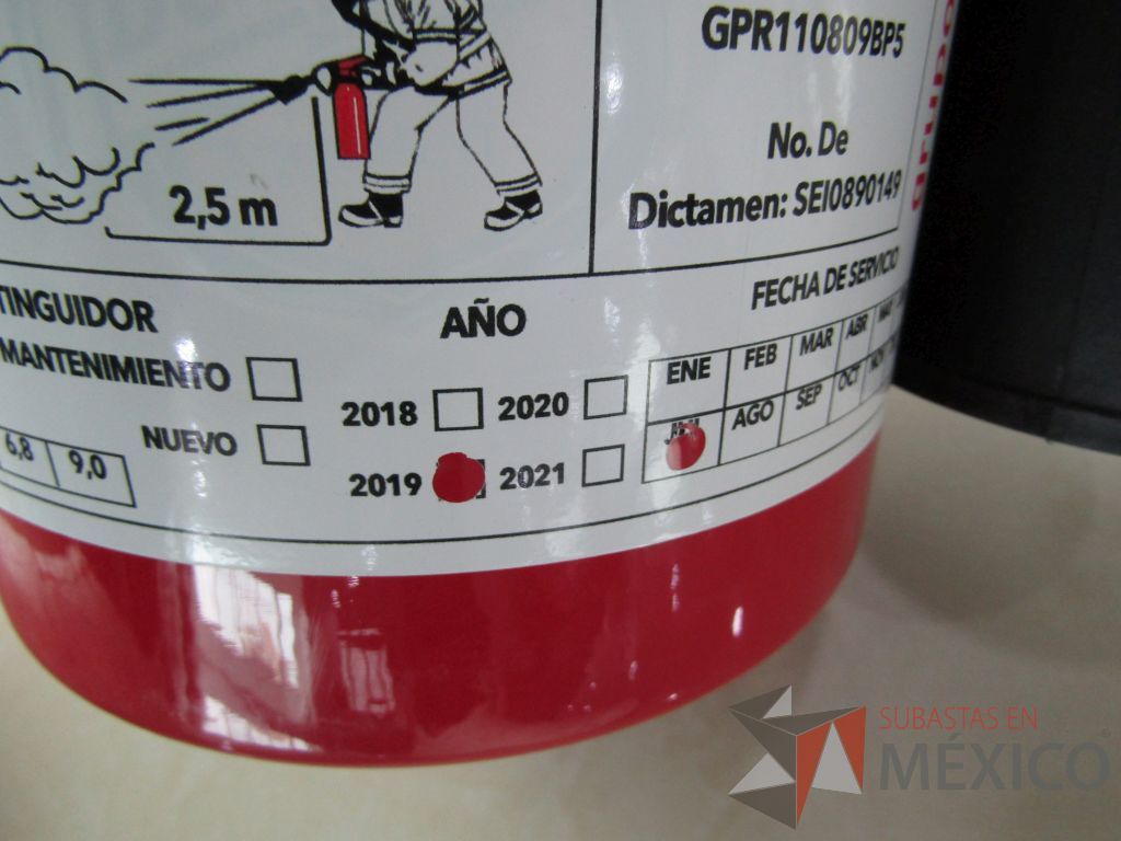 Lote 067 - Extintor de 2.3 kg con bote metálico - Imagen 5