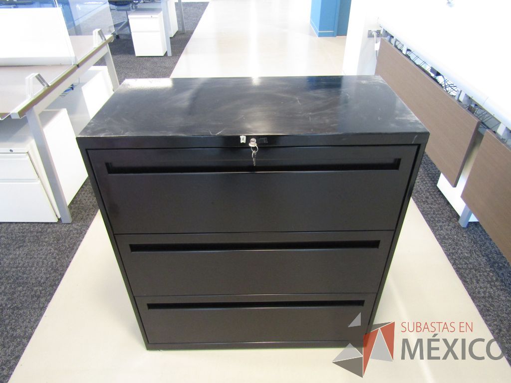 Lote 148 - Archivero metálico horizontal de 3 cajones color negro - Imagen 8