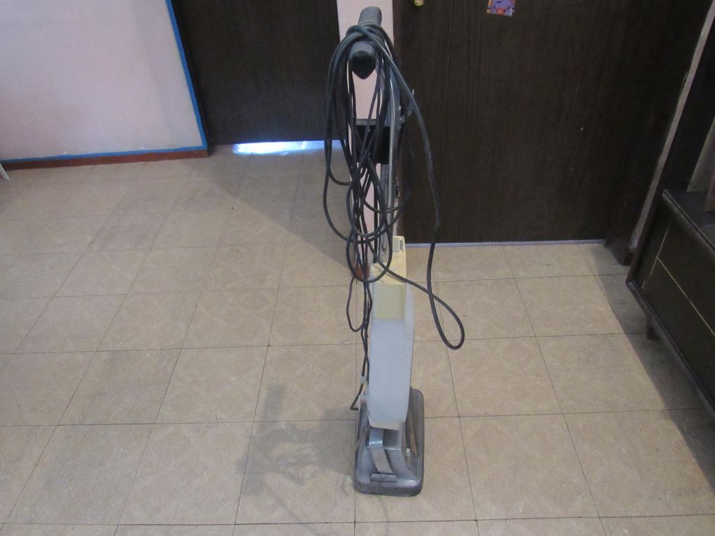 Lote 010 - Pulidora de pisos con 8 fibras y 4 cepillos Xima , Modelo: LM1400 - Imagen 6