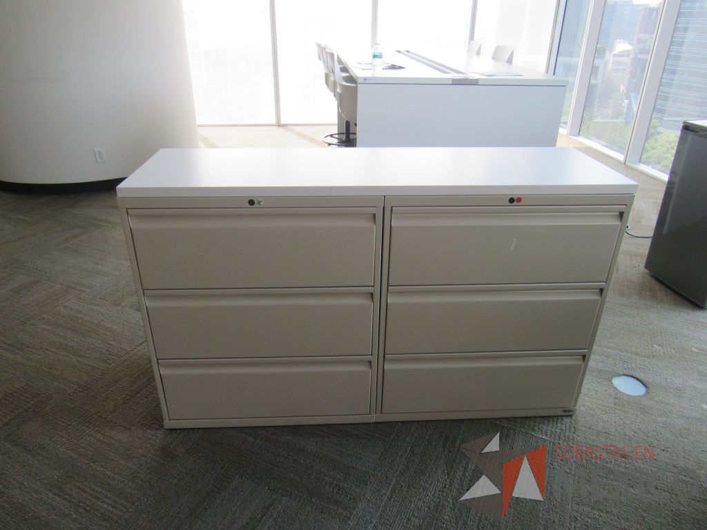 Lote 0152 - Gabinete metálico de 6 cajones color beige