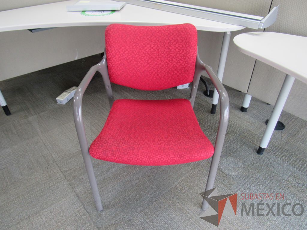 Lote 059 - 2 Sillas de visita Herman Miller color rojo