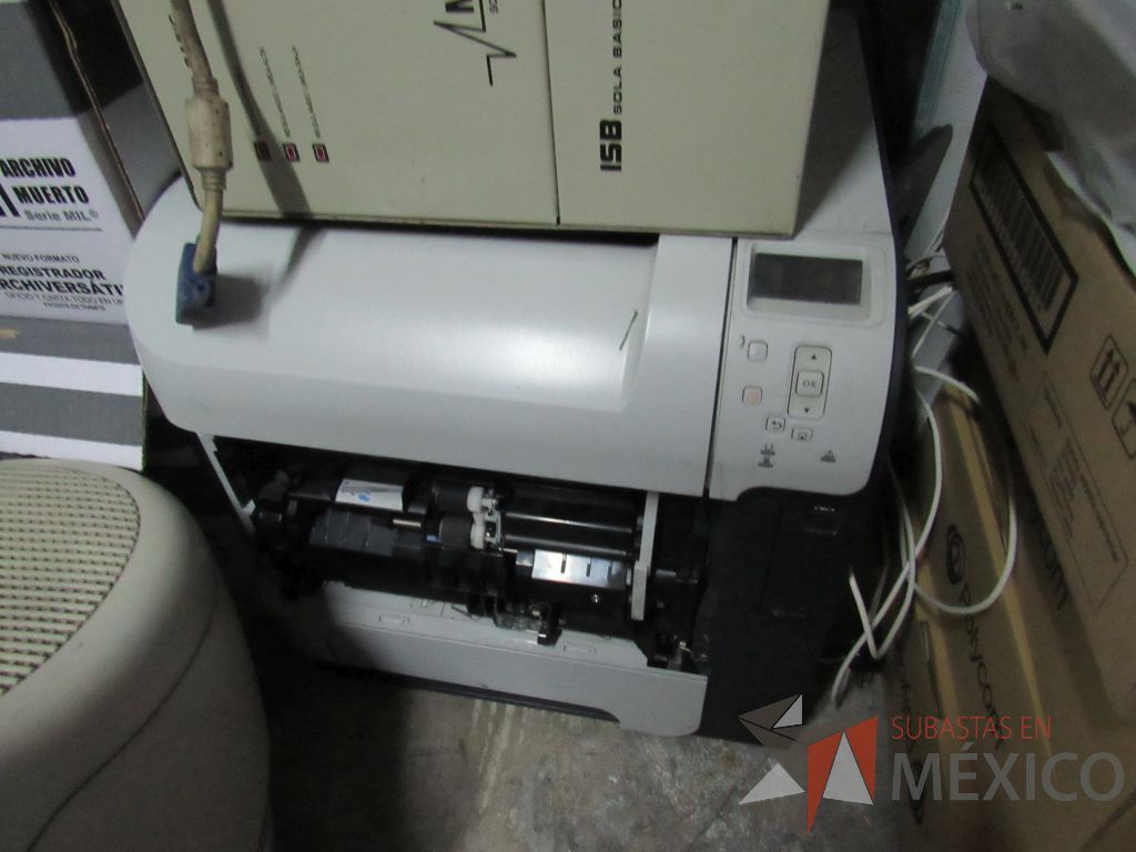 Lote 002 - Conmutador, Monitor, Impresoras, etc... - Imagen 7
