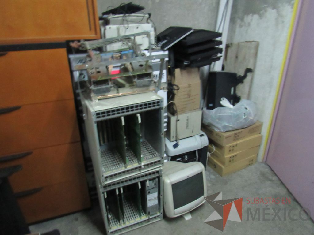 Lote 002 - Conmutador, Monitor, Impresoras, etc... - Imagen 13