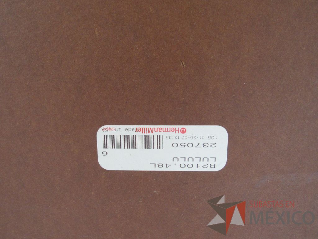 Lote 047 - 206 accesorios para estación de trabajo (Mamparas, Cajones, cubiertas y herraje) - Imagen 32