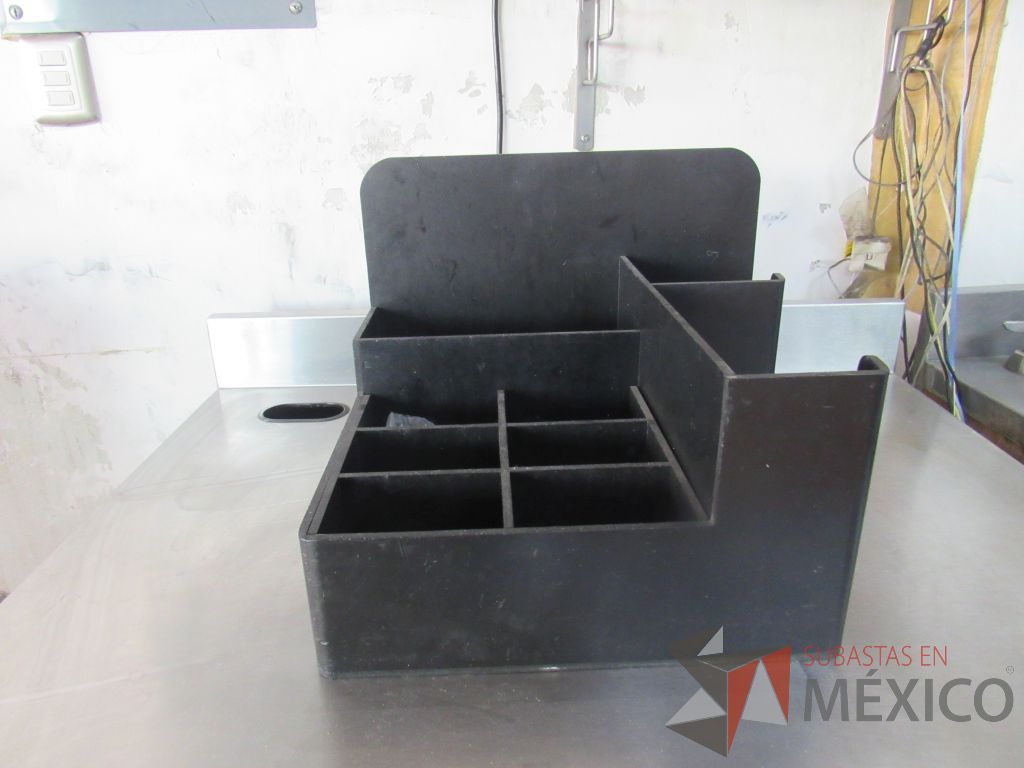 Lote 020 - Despachador para servilletas, Exhibidor de galletas y acomodador de vasos - Imagen 13