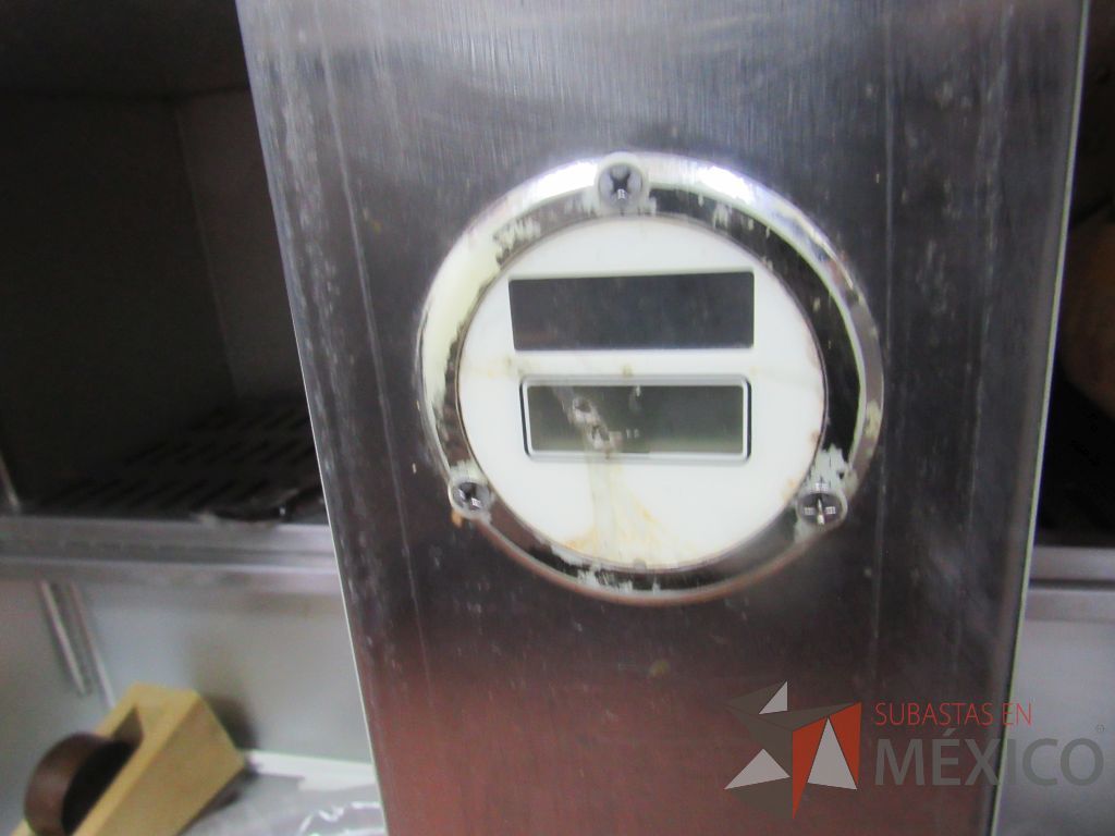 Lote 001 - Mueble Duke, Modelo SUBBCR48 con 2 puertas, enfriador y cubierta metálica - Imagen 7