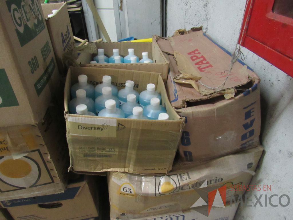 Lote 010 - Lote de artículos de limpieza, 4 Paquetes de bolsas de varios modelos, 2 Aspiradoras, etc.. - Imagen 4