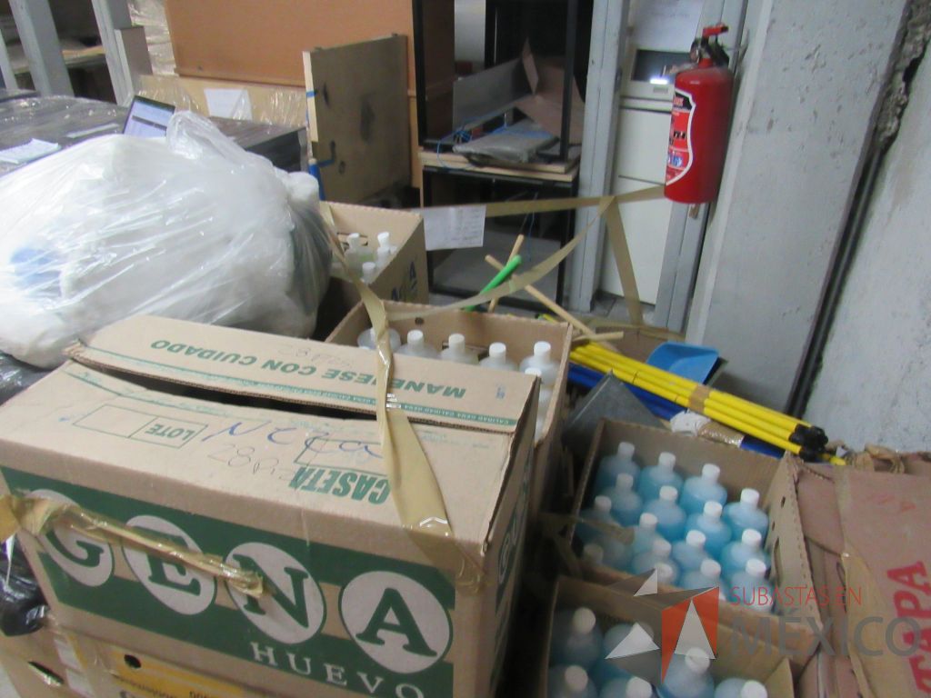 Lote 010 - Lote de artículos de limpieza, 4 Paquetes de bolsas de varios modelos, 2 Aspiradoras, etc.. - Imagen 5