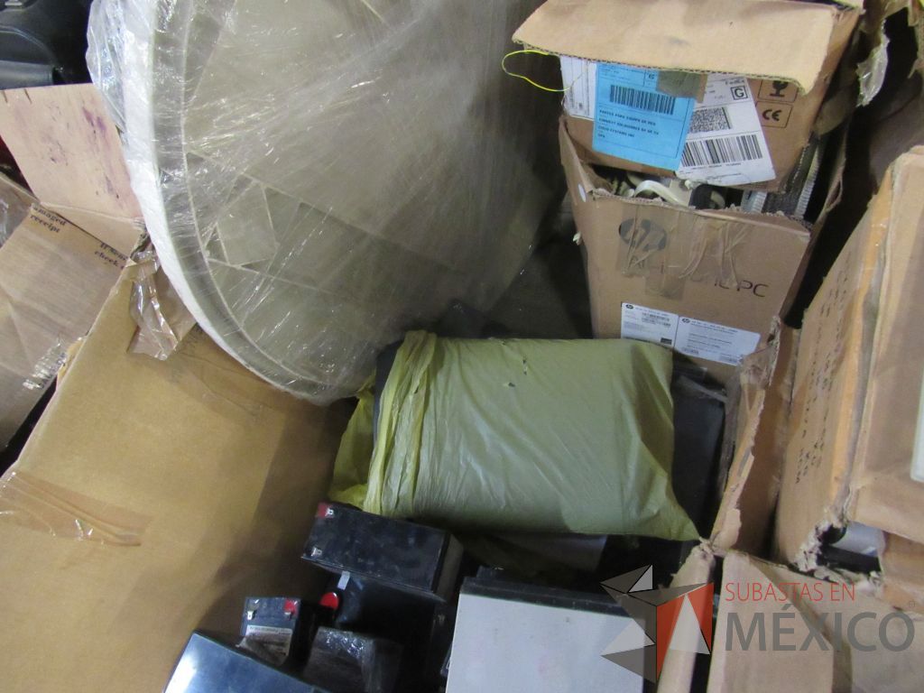 Lote 010 - Lote de artículos de limpieza, 4 Paquetes de bolsas de varios modelos, 2 Aspiradoras, etc.. - Imagen 10