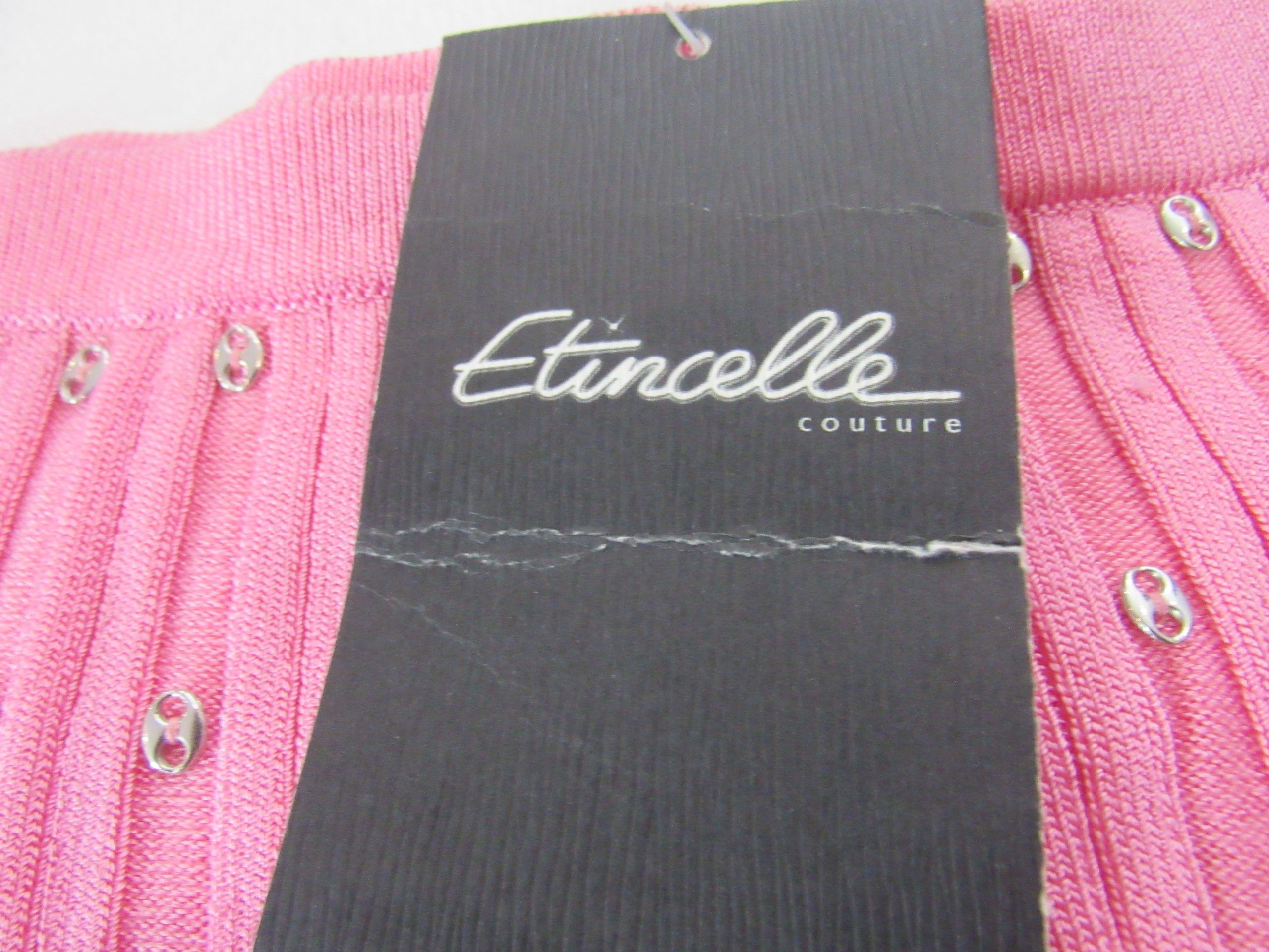Lote 002 - 500 Blusas para dama de diferentes marcas y modelos en tallas S, M, L y XL - Imagen 42