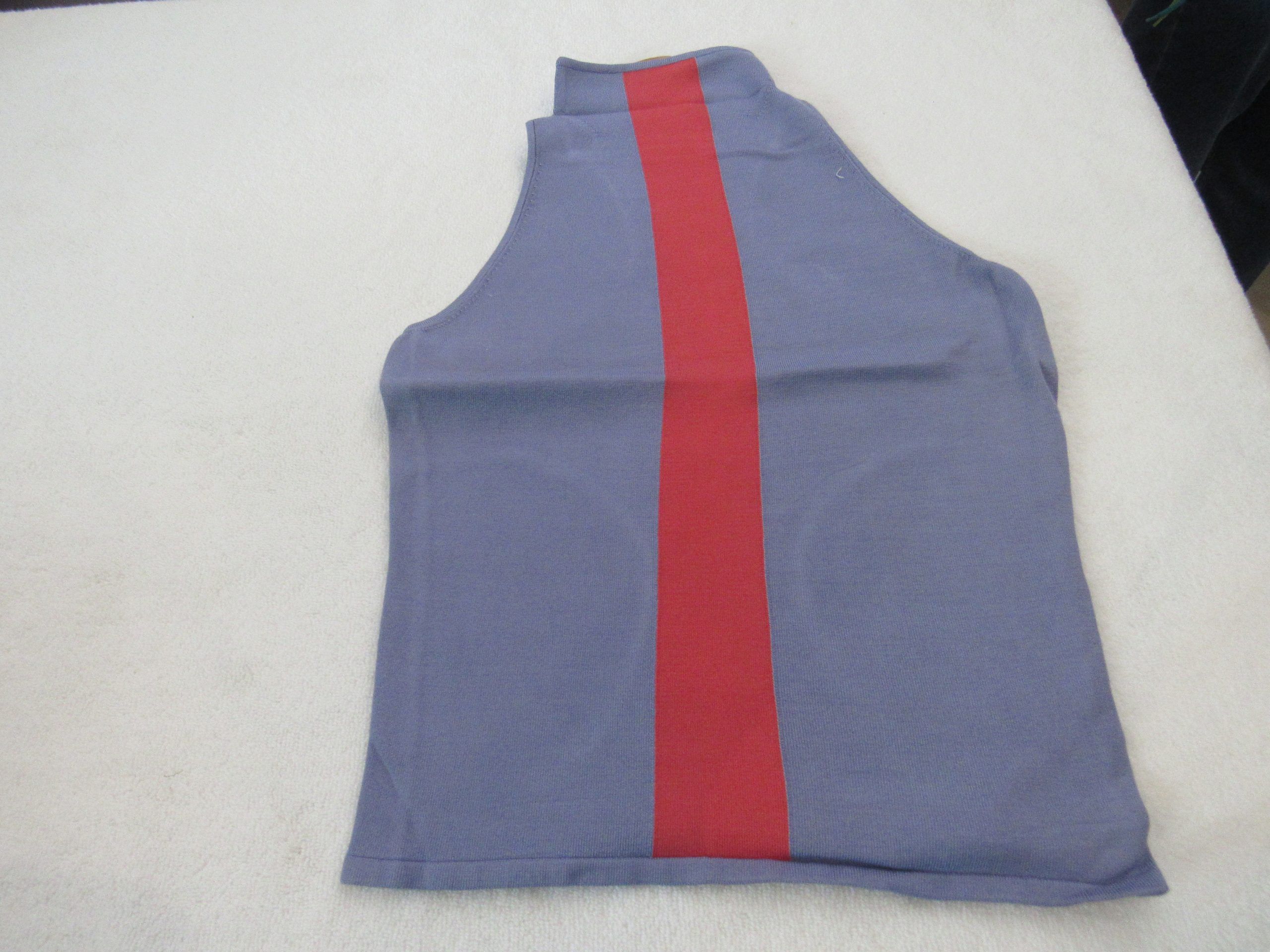 Lote 002 - 500 Blusas para dama de diferentes marcas y modelos en tallas S, M, L y XL - Imagen 53