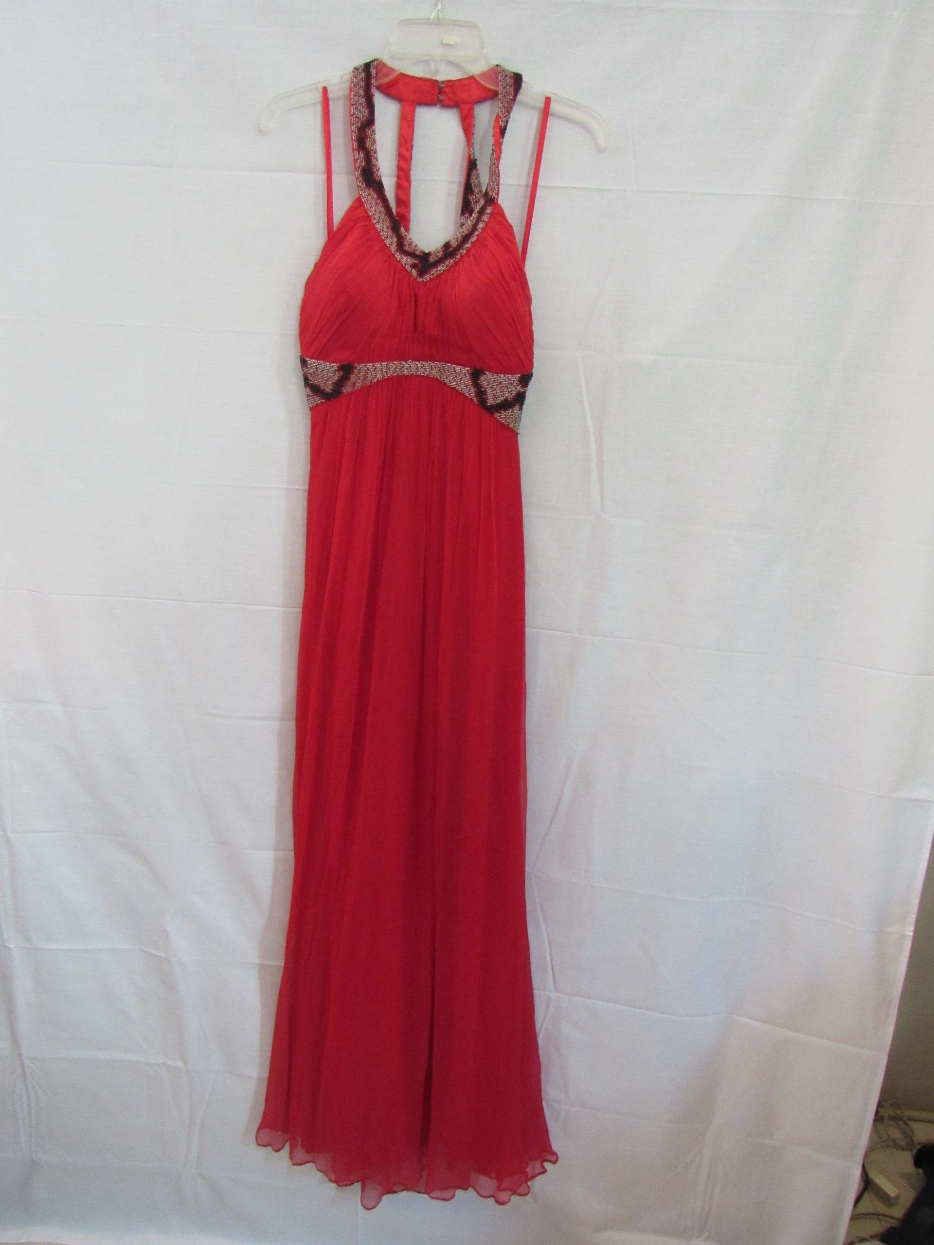 Lote 003 - 100 Vestidos largos de gala de diferentes colores, marcas y modelos - Imagen 19