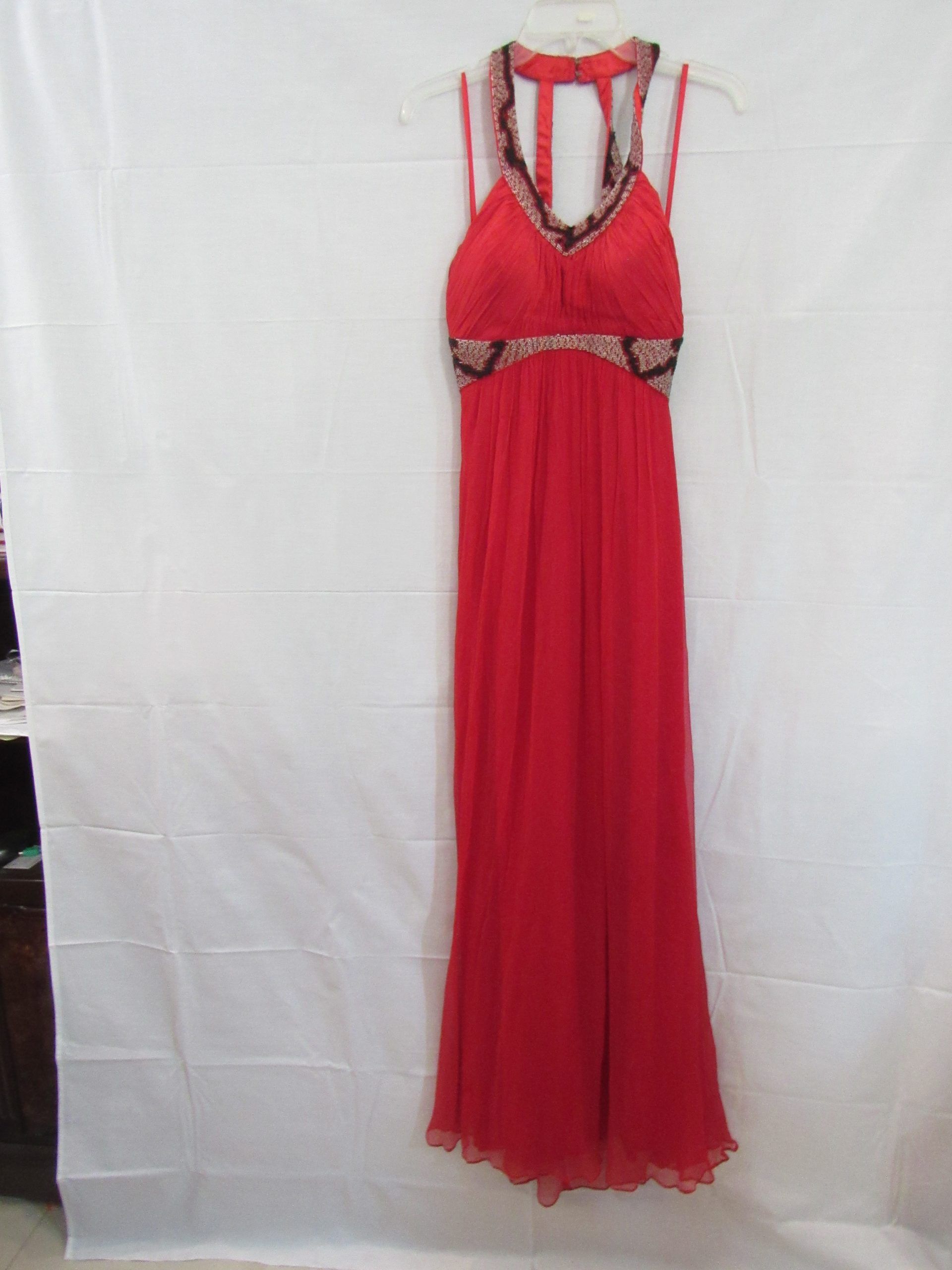 Lote 003 - 100 Vestidos largos de gala de diferentes colores, marcas y modelos - Imagen 21