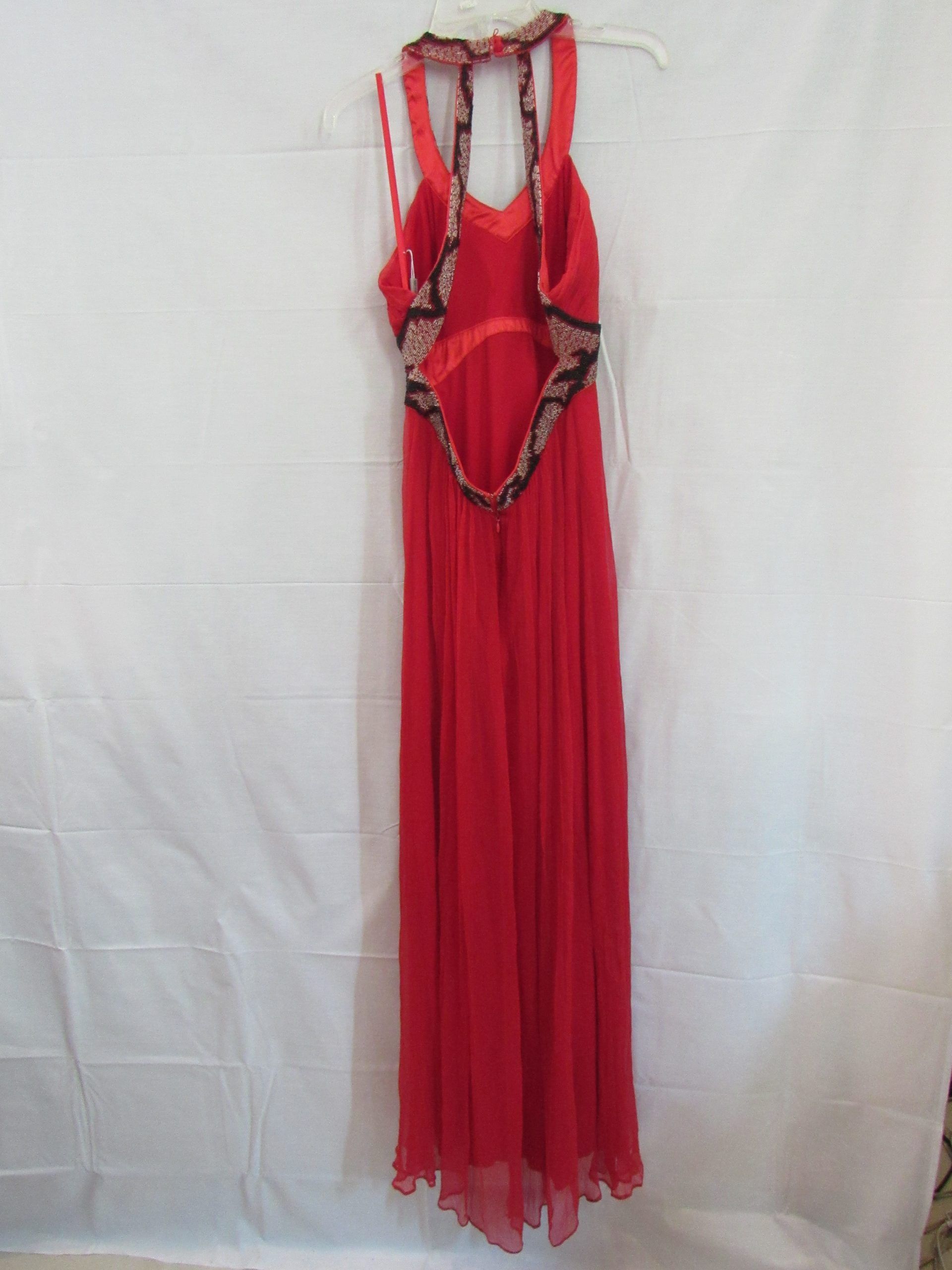 Lote 003 - 100 Vestidos largos de gala de diferentes colores, marcas y modelos - Imagen 22