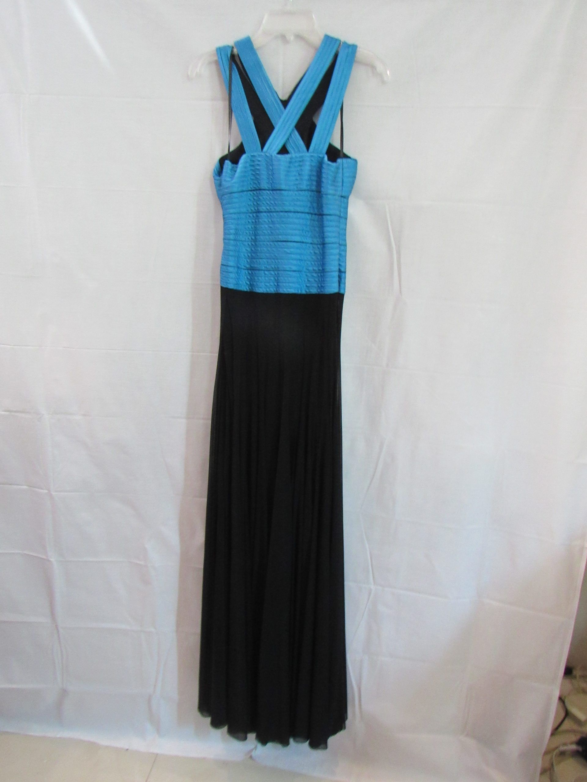 Lote 003 - 100 Vestidos largos de gala de diferentes colores, marcas y modelos - Imagen 35