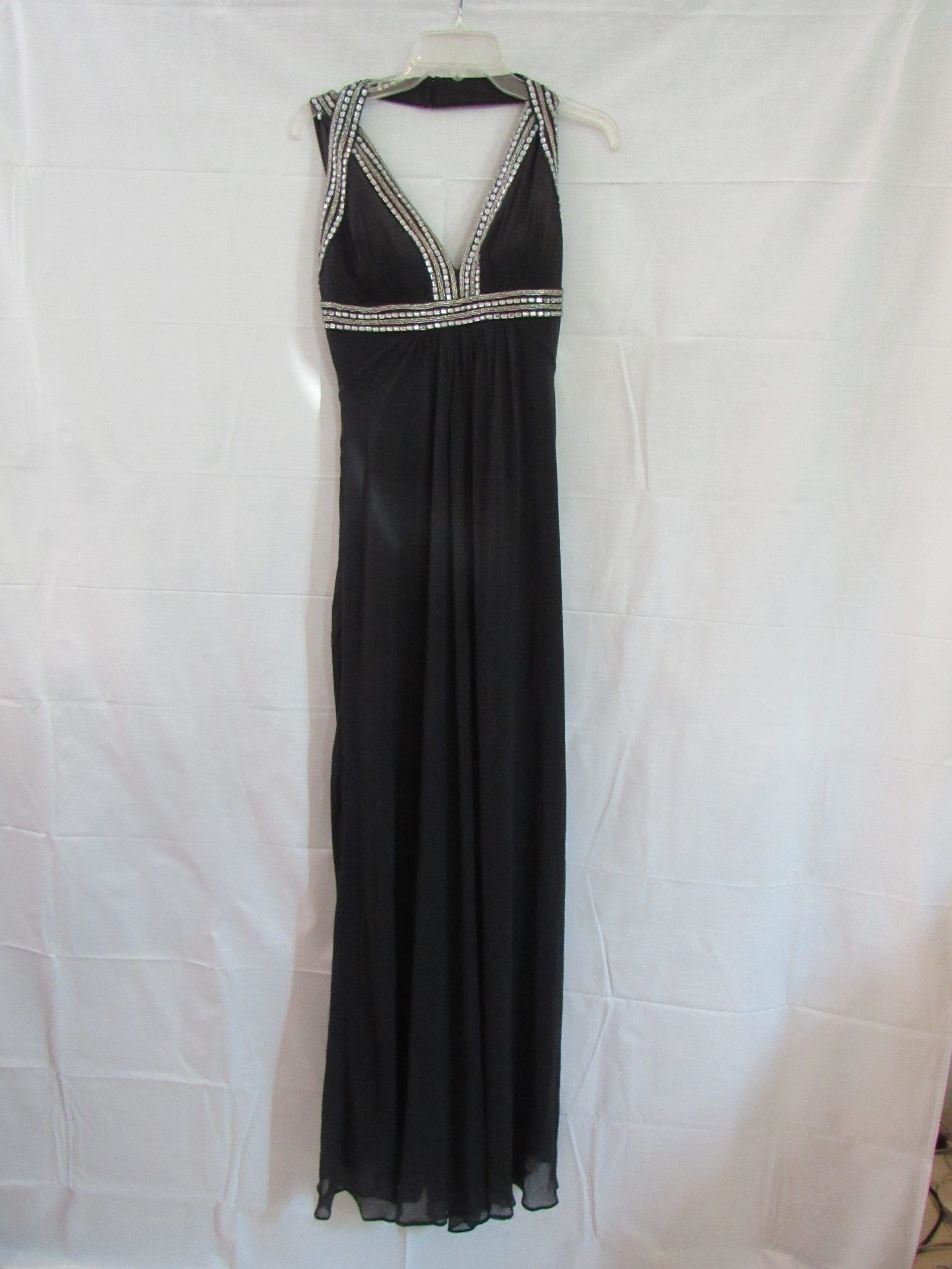 Lote 003 - 100 Vestidos largos de gala de diferentes colores, marcas y modelos - Imagen 51