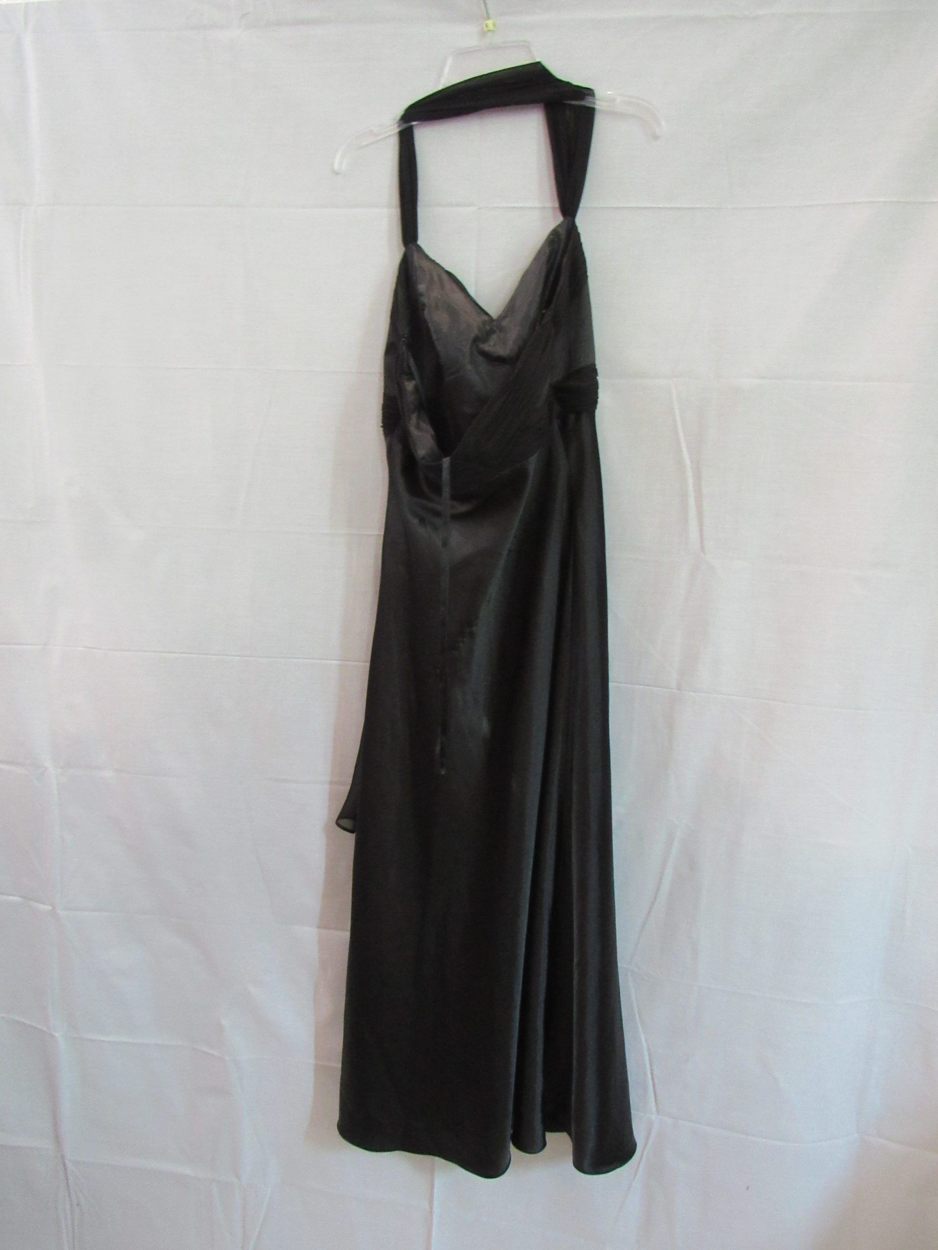 Lote 004 - 600 Vestidos cortos para toda ocasión, pantalones casuales , leggins , tops, sacos chamarras de piel - Imagen 4