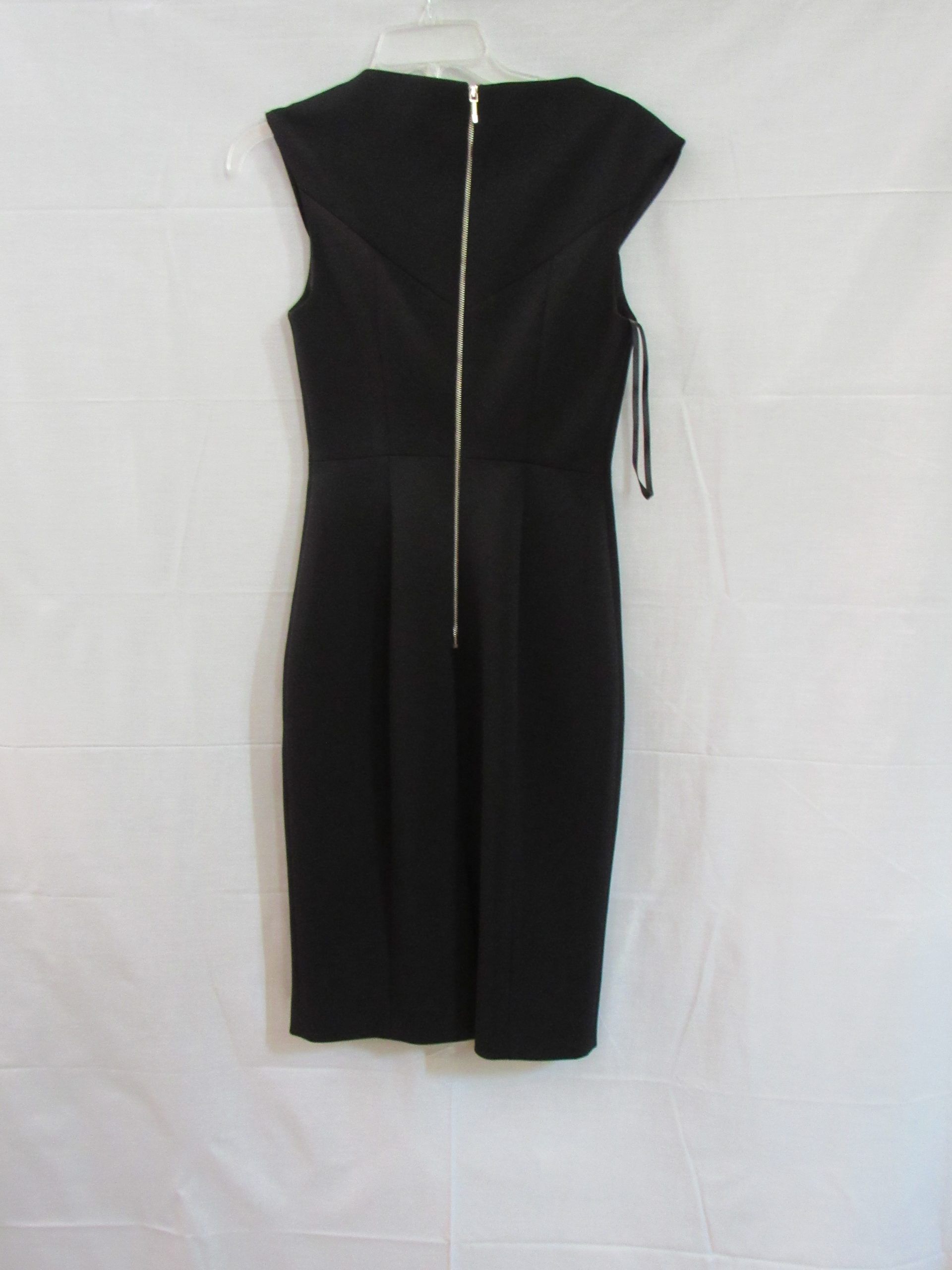 Lote 004 - 600 Vestidos cortos para toda ocasión, pantalones casuales , leggins , tops, sacos chamarras de piel - Imagen 28
