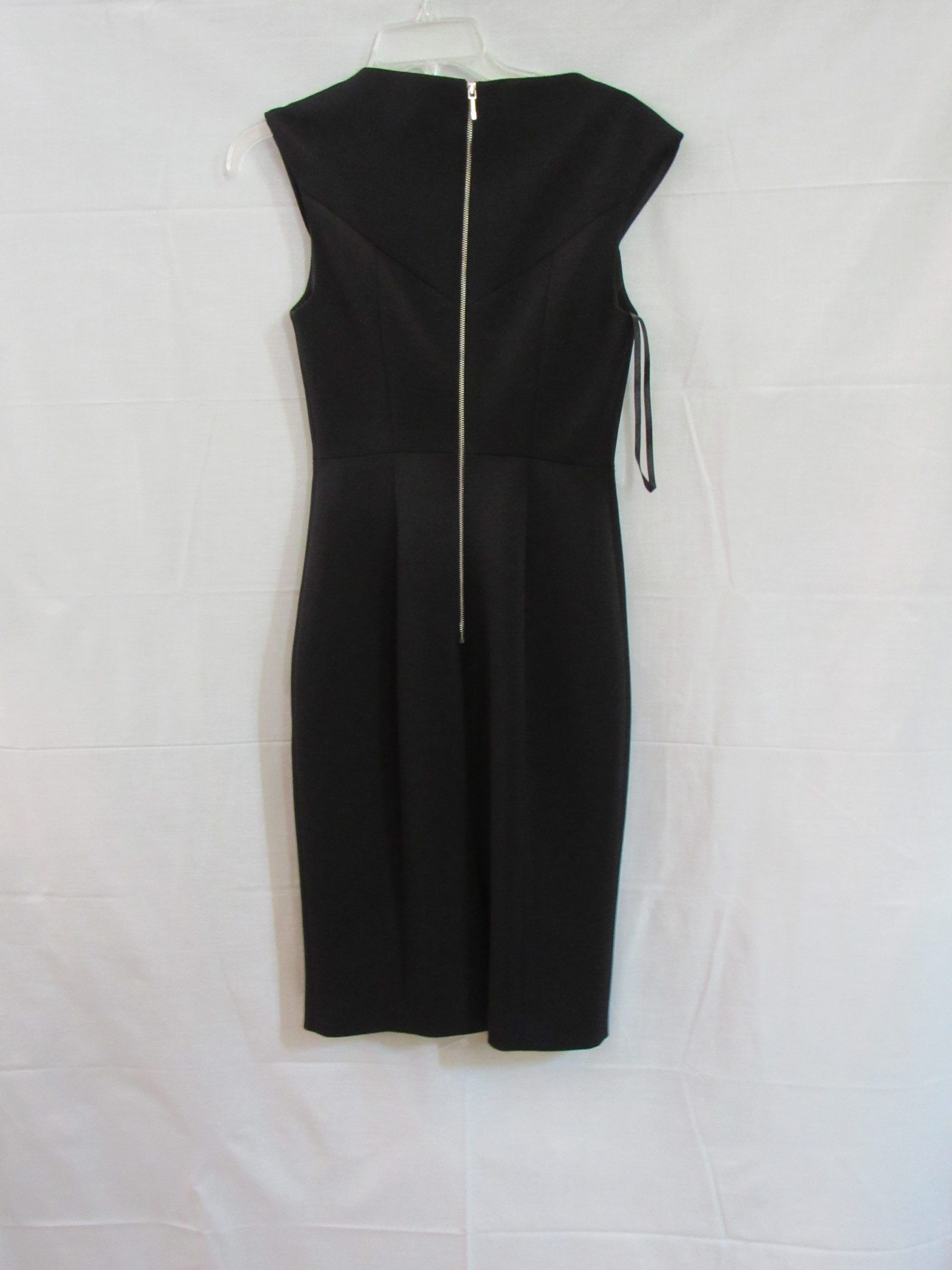 Lote 004 - 600 Vestidos cortos para toda ocasión, pantalones casuales , leggins , tops, sacos chamarras de piel - Imagen 29