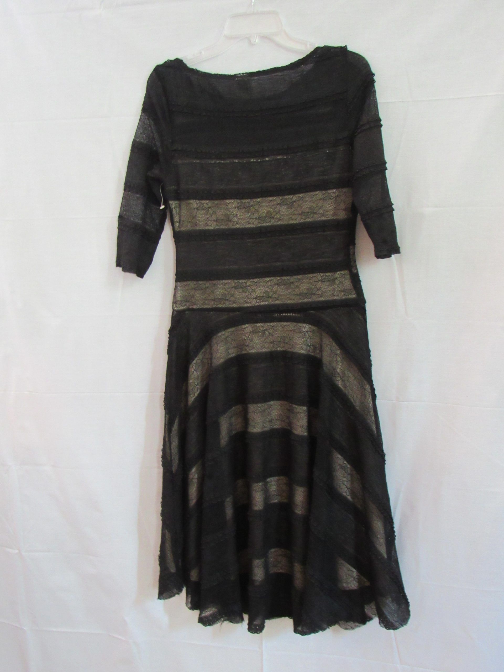 Lote 004 - 600 Vestidos cortos para toda ocasión, pantalones casuales , leggins , tops, sacos chamarras de piel - Imagen 42