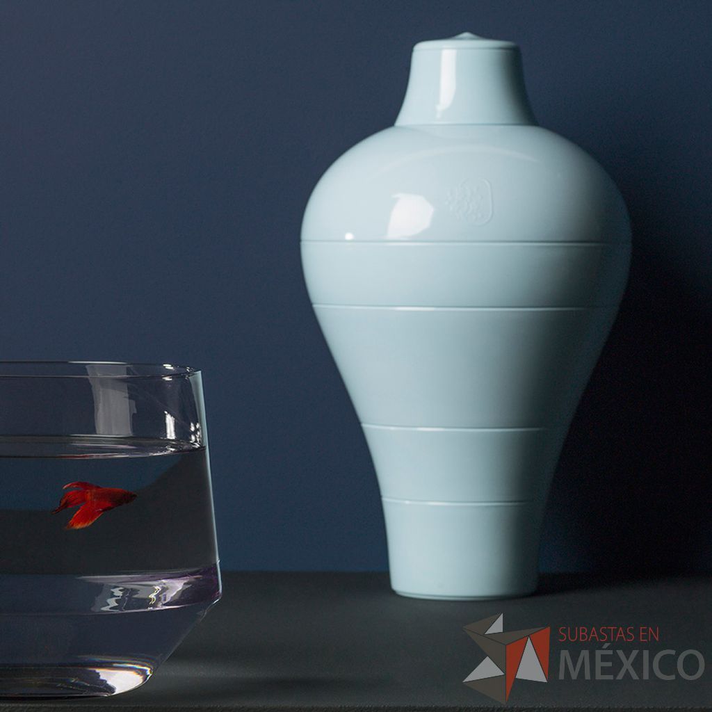 Lote 043 - Set de Mesa Yuan 8 piezas Gris / Parnasse, Osorio Yuan Blanco 8 piezas apilables, Ming Peony 6 piezas y Ming Abysses Azul Claro - Imagen 13