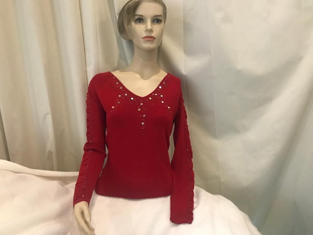 Lote 001 - 3000 piezas de Ropa para Dama Nueva, Marcas Italianas y de USA - Imagen 2