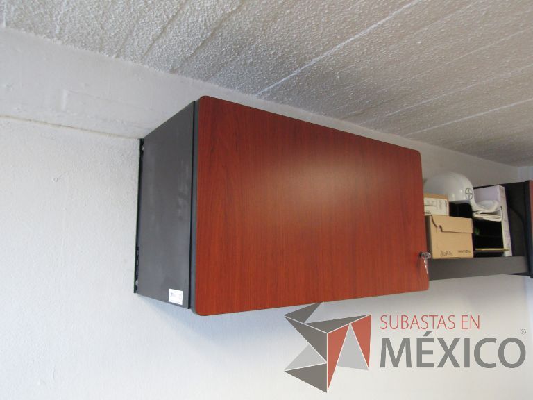 Lote 052 - 2 Gavetas empotradas con puerta corrediza color café - Imagen 3