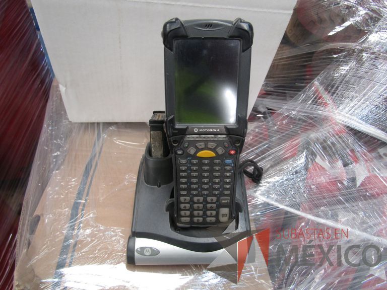 Lote 044 - 8 Scanner, 2 Bases cargador de pilas y scanner, 3 Base cargador de pilas para scanner - Imagen 7