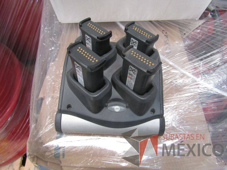 Lote 044 - 8 Scanner, 2 Bases cargador de pilas y scanner, 3 Base cargador de pilas para scanner - Imagen 9