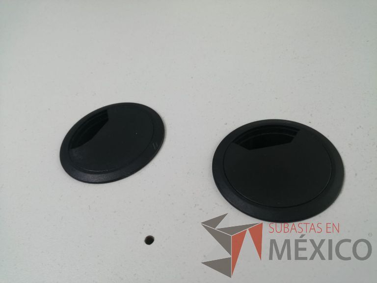 Lote 001 - Mesa de trabajo para 4 personas cubierta color blanco - Imagen 8
