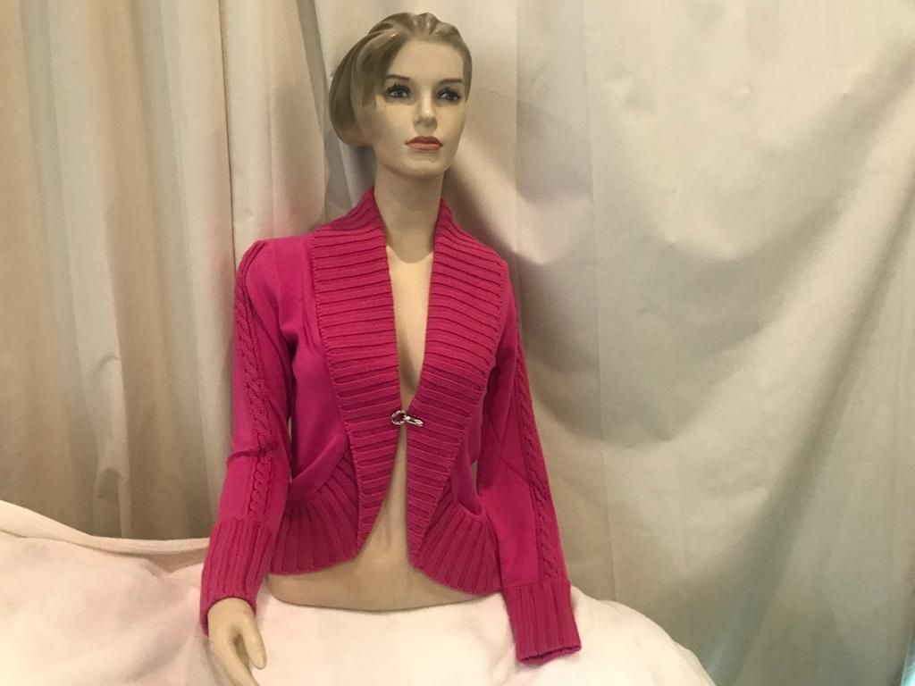 Lote 001 - 3000 piezas de Ropa para Dama Nueva, Marcas Italianas y de USA - Imagen 4