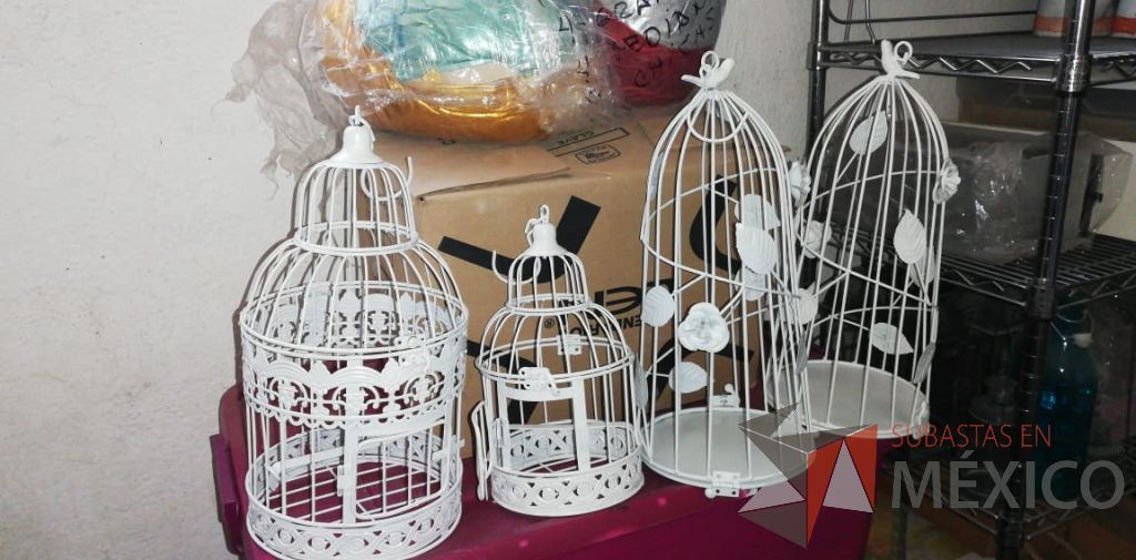 Lote 002 - 4 Jaulas decorativas: 40 cms de alto, 38 cms alto, 28 cms de alto - Imagen 2