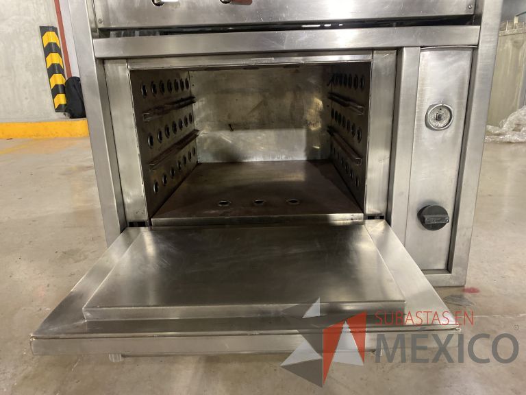 Lote 008 - Estufa de acero con 4 quemadores y horno - Imagen 10